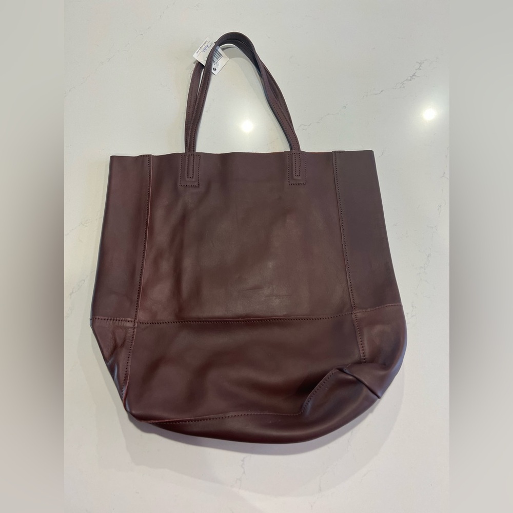 Sseko Safari Bucket bag, wine/merlot color - Picture 2 of 5